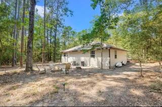 Rayburn's Drowsy Lane Retreat - 9