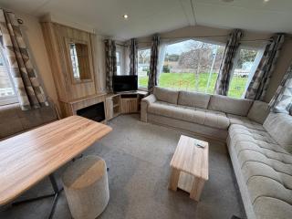 The Poplars, Cromer - 6