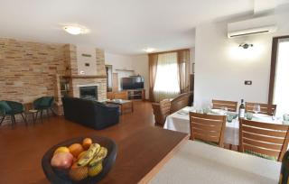 Flat with shared pool in Fiorini - Fiorini - 3