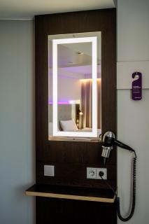 Premier Inn Freiburg City Nord - 2