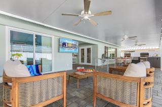 Resort-Style Lanai Living with Pool, Spa & Outdoor Kitchen Fun - Lanai Life - Roelens - 6