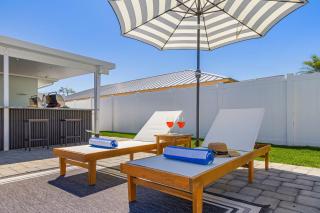 Resort-Style Lanai Living with Pool, Spa & Outdoor Kitchen Fun - Lanai Life - Roelens - 3