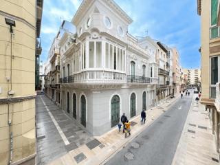 Modern Apt I AC I Calle Alamos I 1 min to Plaza Merced - 2