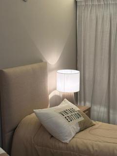 Dpto a mts del Obelisco - 0