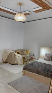 Lovely studio with stylish balcony in Abidjan - 1