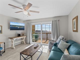 Island Place 106 Modern Style with Amazing Pool! - 7