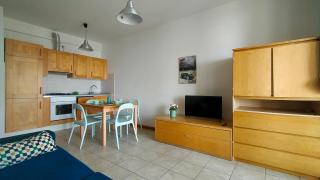 TRILOCALE DIRETTAMENTE SUL MARE- cod 511 - 3