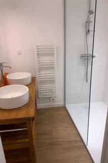 Rez de jardin - proche plages sauvages - 1