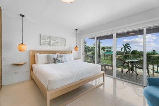 Beachfront - Deluxe View Studio condo - E323-1 - 5
