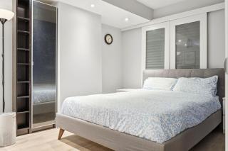 Pantages Private residence - Spacious 1bedroom 2Bath - Skyline View - 7