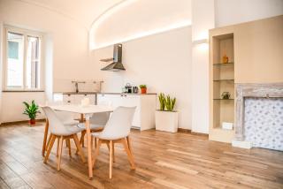 Volte Lake House - 1