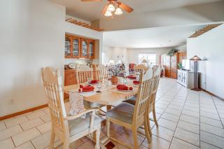 Golfer's Haven! Mtn-View Dewey Gem w/ Pool Access - 4