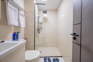 Misty Springs Westlands Luxurious 1BR Rooftop Infinity Pool Skyline Views - 3