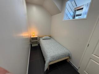 Disney 20min & 10 Guests & Pool Option - 6