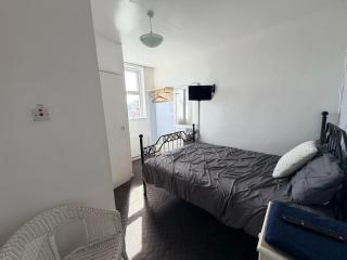 Melrose Hotel - 3