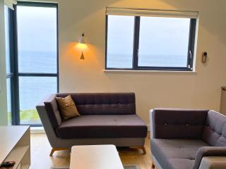 Inverallochy - 2 Bed Luxury Apartment by Together Travel - 8