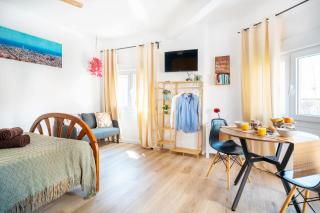 Estudio nuevo a 20' Barcelona Centro y a 10' caminando de playa, balcón - 9