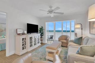 Castle Beach 402 - 6