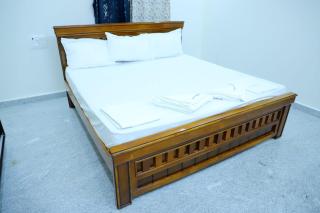 TIrupati balaji homestays 2bhk Family apartments Alipiri - 8