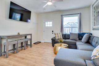 3 Mi to Dtwn Dual-Unit Home in Indianapolis! - 5