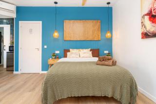 Estudio nuevo para 2 personas a 20' Barcelona Centro y a 10' playa - 9