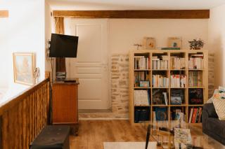 FERME DE CARACTERE PROCHE DE Dole JURA - 1