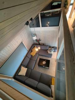 Cozy Family Cabin In Uniquely Situated Hiking Area - 5