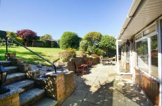 Dean Court Garden - Parking - by Brighton Holiday Lets - Rottingdean - 5