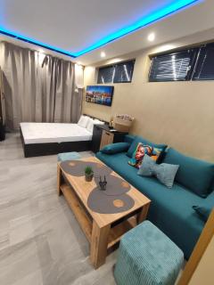 Twins Apartments - 1