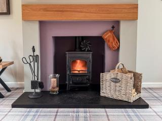 Bridgeview, Quiet Riverside retreat on Royal Deeside, Ballater - 0