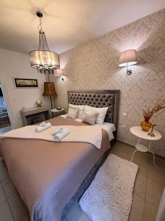 Captain Emo City Apartments - 8