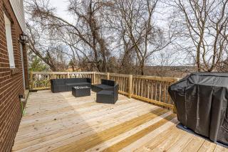 Spacious 4BR Retreat With BBQ and Gym Sleeps 14 - 4