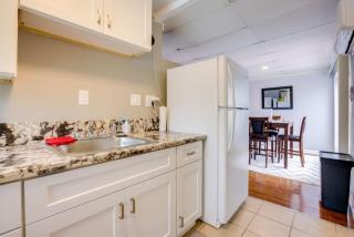 Cozy Vegas Casita w Pool and Hot Tub Access - 1