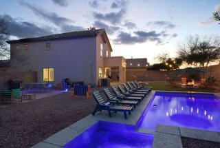Glow and Go Heated Pool, Spa, Mini Golf, Fire Pit - 0