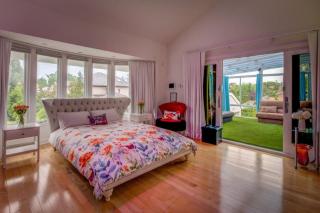 Bayside Queens 6BR Gated Home with Private Heated Pool Game Room and Water Views - 7