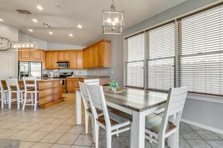 Poolside Oasis Group-Friendly Getaway in Phoenix! - 8