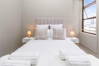 The Bolton Unit 130 - 9