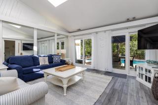 10 Lawton Road - 8