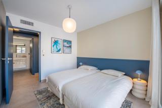 Luxury Apartment In A Residence In Saint Tropez - 1
