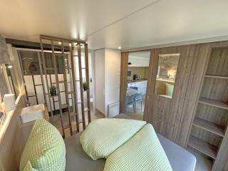 Feriendorf Seeblick - Tiny Chalet Nr 8 - 9