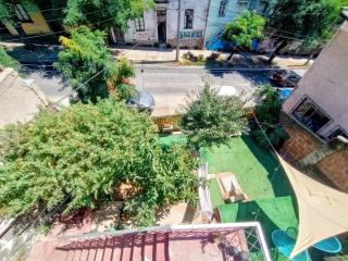 Valpo Guest House - 9