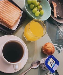 Valpo Guest House - 2