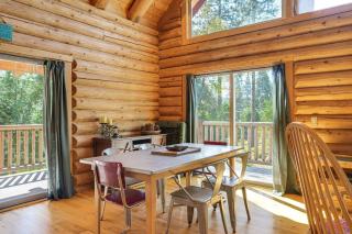 Walk to Pine Mountain Lake Spacious Family Cabin - 1