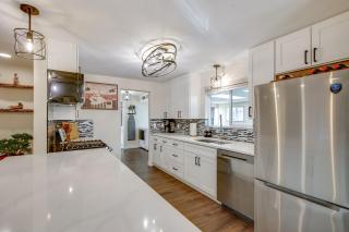 Luxury Tacoma Home Near Waterfront and Golfing! - 8