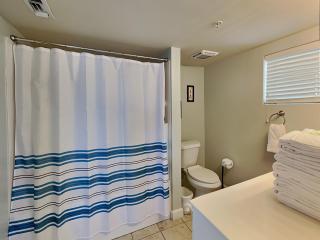 Pelican Isle #513 - Sandy Toes 5 - 9