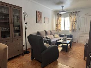 En perle med plass til voksne og familien, solfylt terrasse 5 min fra stranden - 1