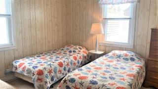 Pemberley Cottage - 926 Benton Avenue - 3