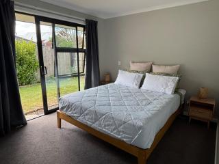 Brand new Waikawa modern townhouse - 2