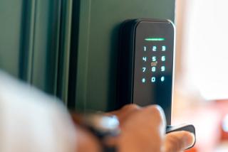 Stylish Apartment in Casablanca Hyper Centre with Rooftop & Gym - 4