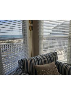 Oceanfront Beach Badgesequipment Wifi Decks Hot Tub Outdoor Shower - 8